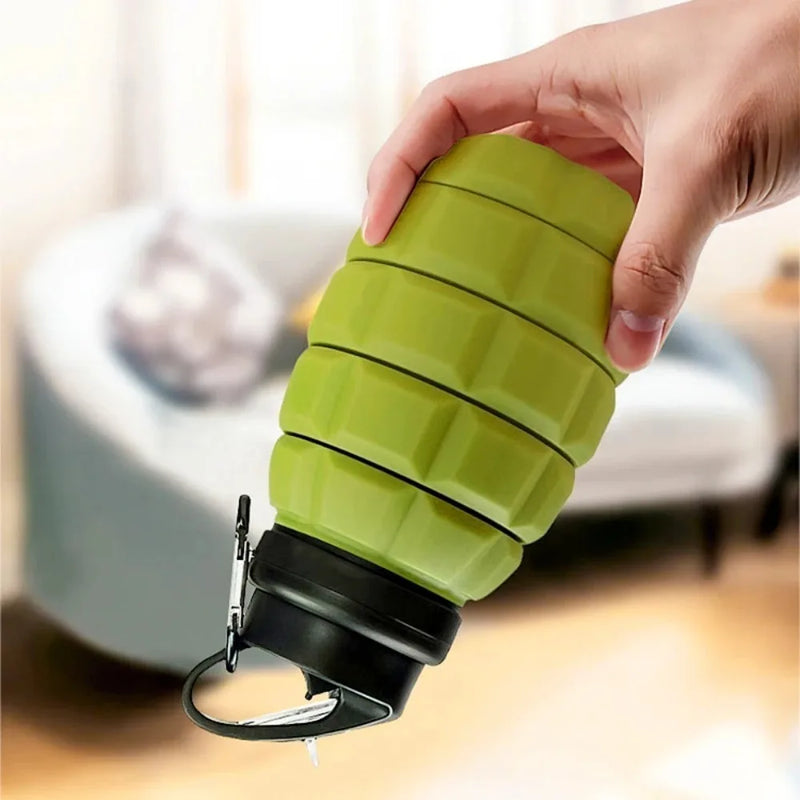 Garrafa de Água Retrátil de Silicone em Formato de Granada – 580ML, Esportiva, Dobrável, Camuflada, Copo de Viagem Colapsável